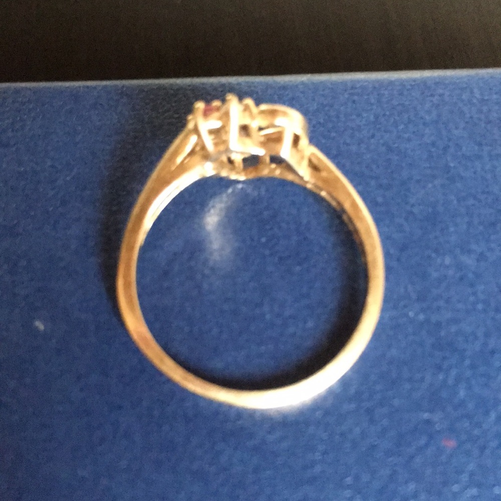 10k Gold Ruby Heart-Shaped Ring. Open To Offers - image 3